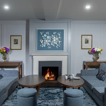 Connemara Coast Hotell 4*