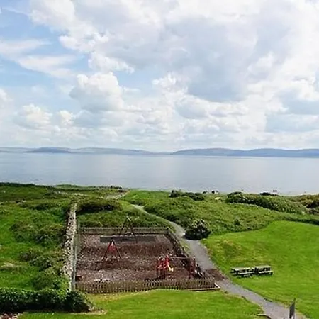 Connemara Coast 4* Furbo